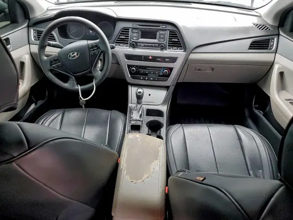 5NPE24AF4FH133981 2017 HYUNDAI SONATA - Image 8