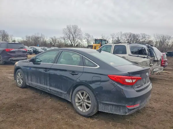 5NPE24AF4GH262997 2016 HYUNDAI SONATA - Image 2