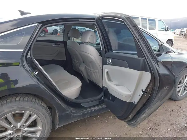 5NPE24AF4GH263874 2016 HYUNDAI SONATA - Image 8