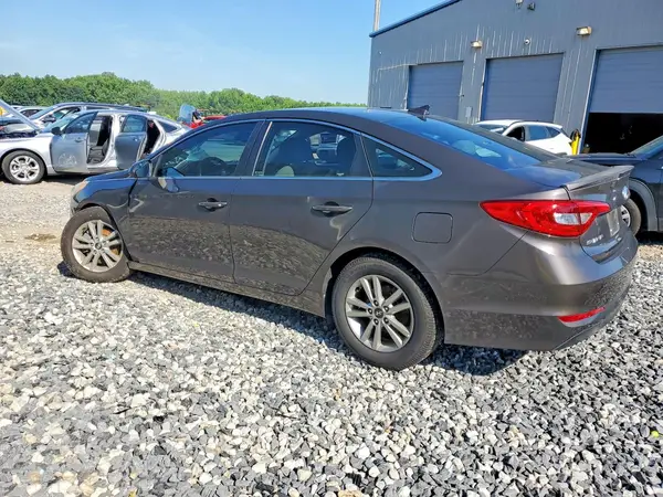 5NPE24AF4GH264216 2016 HYUNDAI SONATA - Image 2