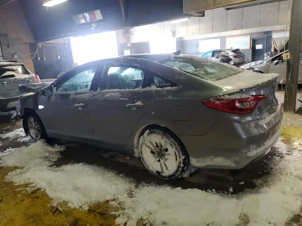 5NPE24AF4GH269982 2016 HYUNDAI SONATA - Image 2
