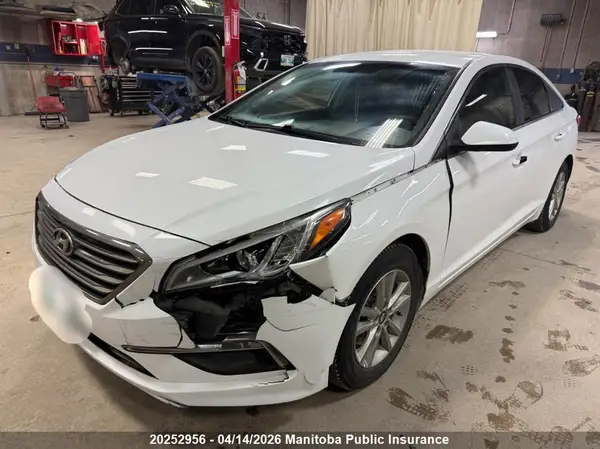 5NPE24AF4GH272218 2016 HYUNDAI SONATA - Image 2