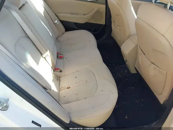 5NPE24AF4GH272879 2016 HYUNDAI SONATA - Image 8
