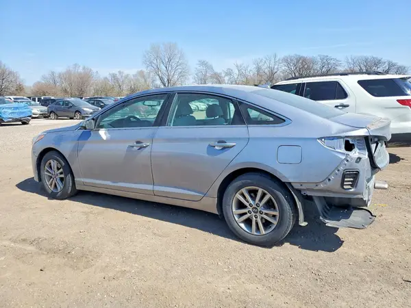 5NPE24AF4GH273739 2016 HYUNDAI SONATA - Image 2