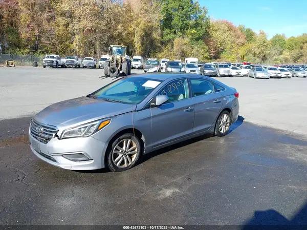 5NPE24AF4GH274051 2016 HYUNDAI SONATA - Image 2