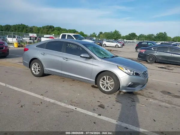 5NPE24AF4GH275412 2016 HYUNDAI SONATA - Image 1