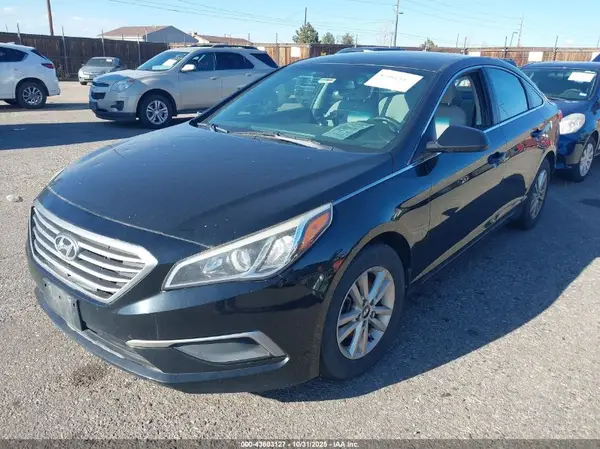 5NPE24AF4GH283901 2016 HYUNDAI SONATA - Image 2