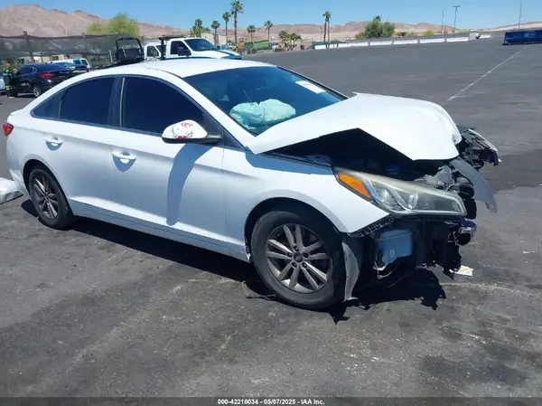 5NPE24AF4GH285471 2016 HYUNDAI SONATA - Image 1