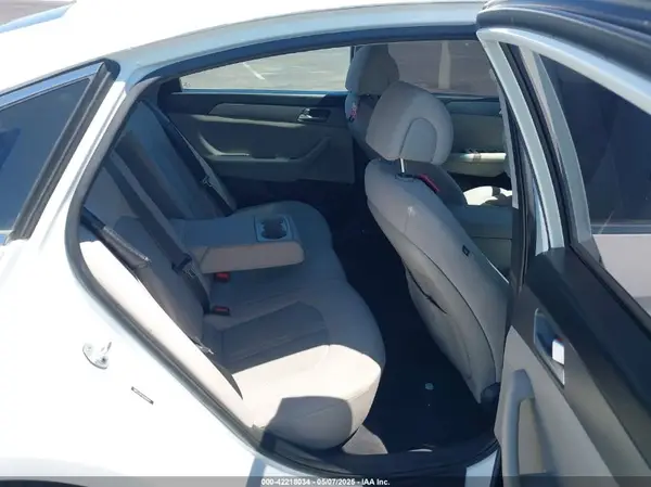 5NPE24AF4GH285471 2016 HYUNDAI SONATA - Image 8