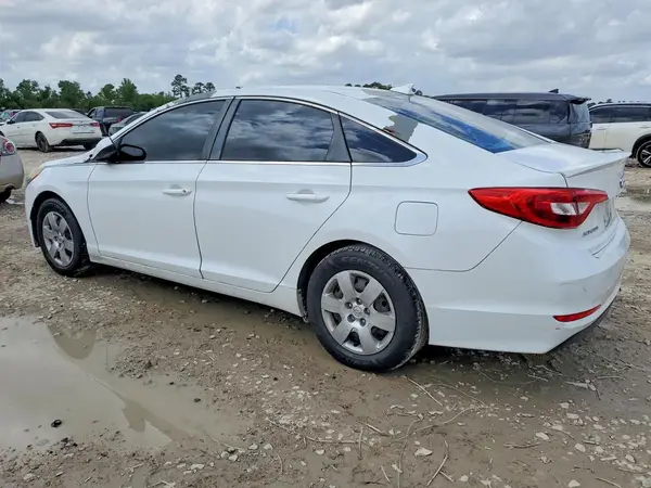 5NPE24AF4GH285728 2016 HYUNDAI SONATA - Image 2