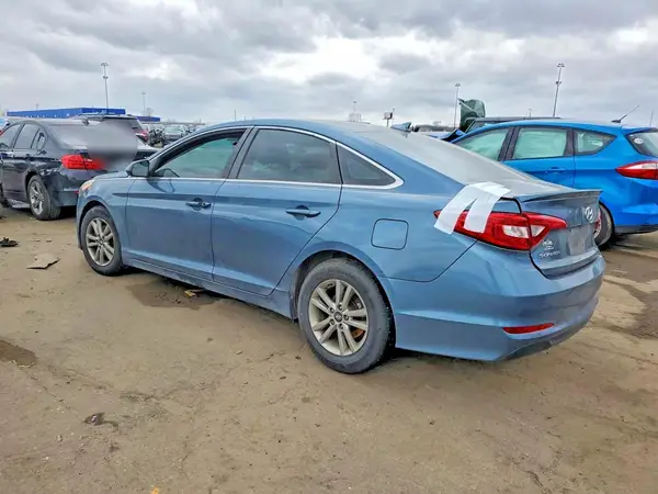 5NPE24AF4GH286023 2016 HYUNDAI SONATA - Image 2