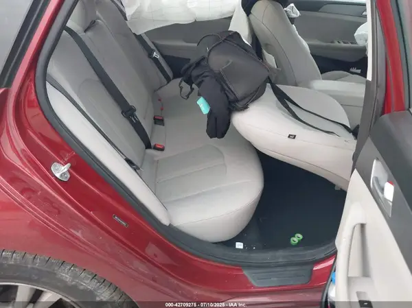 5NPE24AF4GH288323 2016 HYUNDAI SONATA - Image 8
