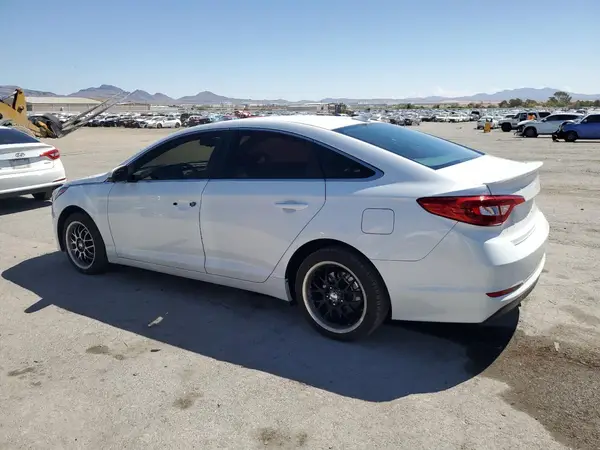 5NPE24AF4GH288855 2016 HYUNDAI SONATA - Image 2