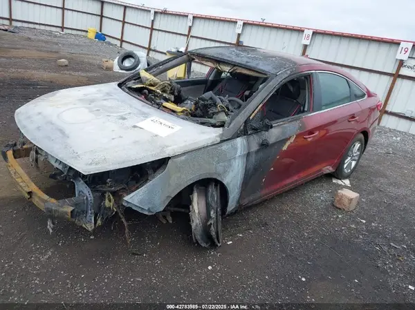 5NPE24AF4GH293828 2016 HYUNDAI SONATA - Image 2