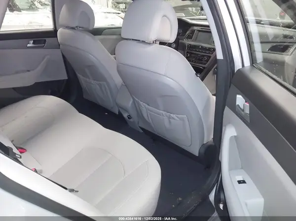 5NPE24AF4GH296275 2016 HYUNDAI SONATA - Image 8