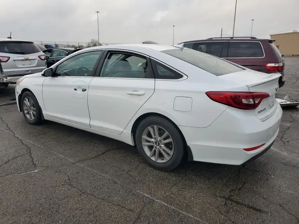5NPE24AF4GH298799 2016 HYUNDAI SONATA - Image 2