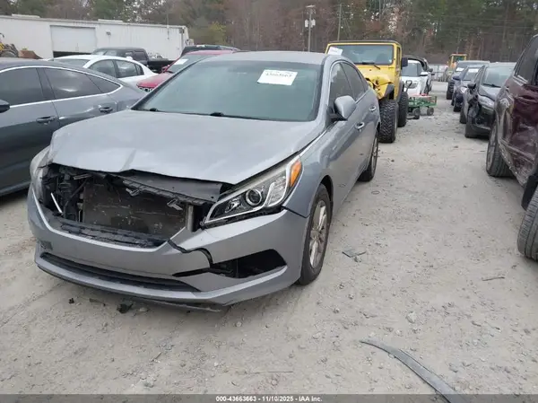 5NPE24AF4GH301829 2016 HYUNDAI SONATA - Image 2
