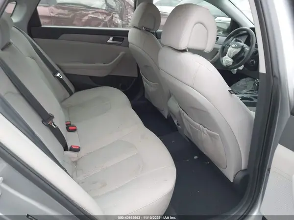 5NPE24AF4GH301829 2016 HYUNDAI SONATA - Image 8