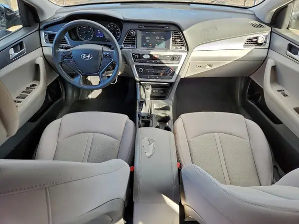 5NPE24AF4GH304181 2016 HYUNDAI SONATA - Image 8