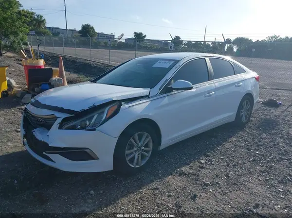 5NPE24AF4GH304553 2016 HYUNDAI SONATA - Image 2