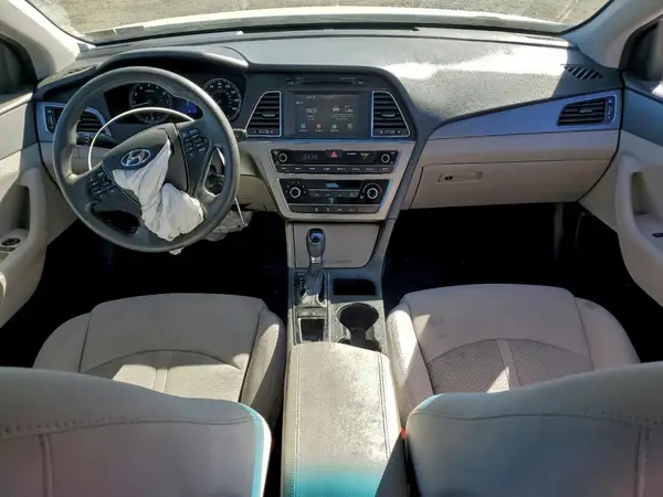 5NPE24AF4GH307579 2016 HYUNDAI SONATA - Image 8