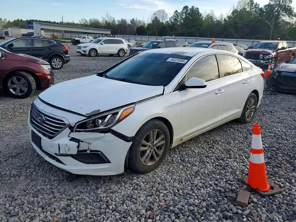 5NPE24AF4GH316735 2016 HYUNDAI SONATA - Image 1