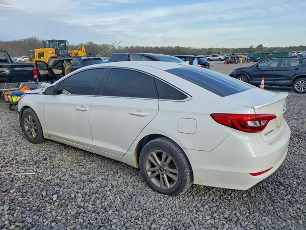 5NPE24AF4GH316735 2016 HYUNDAI SONATA - Image 2