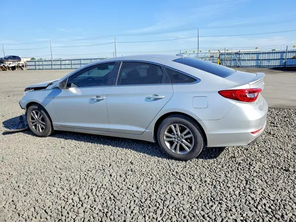 5NPE24AF4GH322065 2016 HYUNDAI SONATA - Image 2