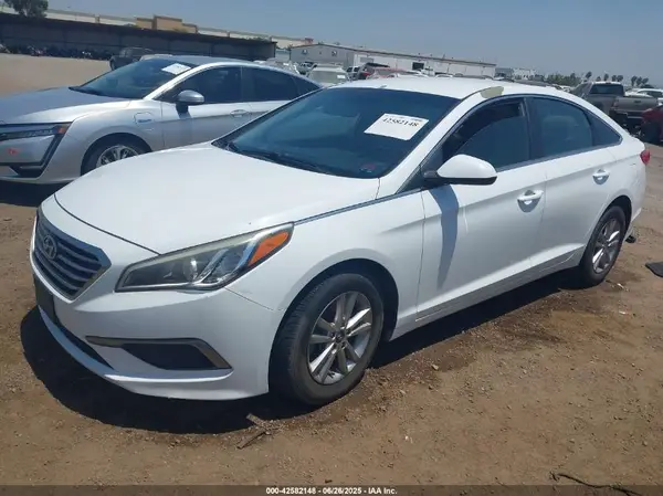 5NPE24AF4GH322289 2016 HYUNDAI SONATA - Image 2