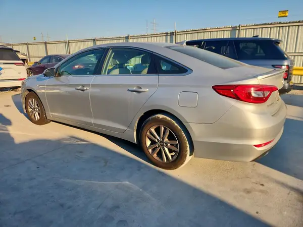 5NPE24AF4GH323152 2016 HYUNDAI SONATA - Image 2