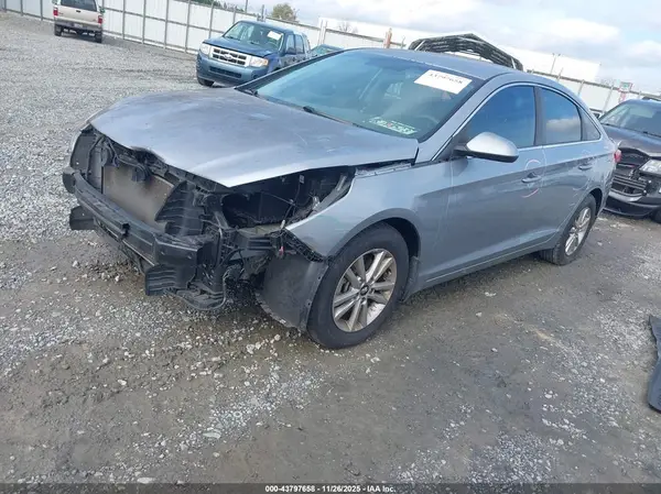 5NPE24AF4GH326844 2016 HYUNDAI SONATA - Image 2