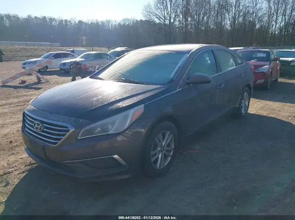5NPE24AF4GH333731 2016 HYUNDAI SONATA - Image 2