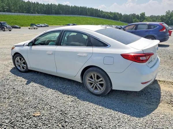 5NPE24AF4GH333793 2016 HYUNDAI SONATA - Image 2