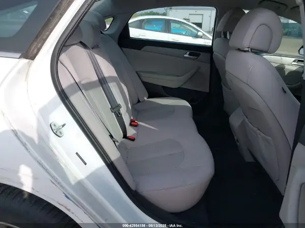 5NPE24AF4GH334992 2016 HYUNDAI SONATA - Image 8