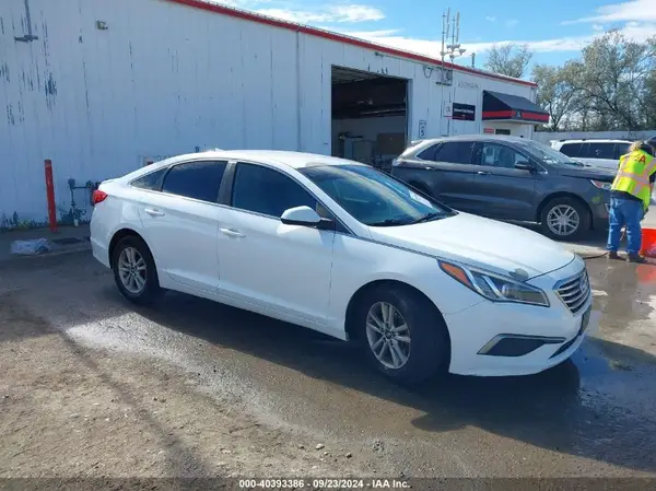 5NPE24AF4GH336158 2016 HYUNDAI SONATA - Image 1