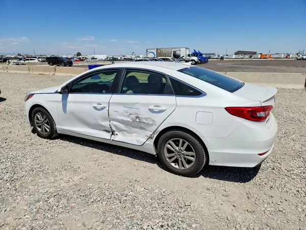 5NPE24AF4GH337259 2016 HYUNDAI SONATA - Image 2