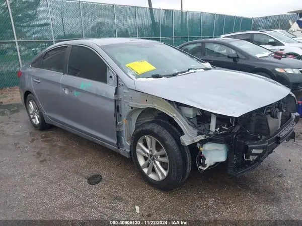 5NPE24AF4GH338802 2016 HYUNDAI SONATA - Image 1