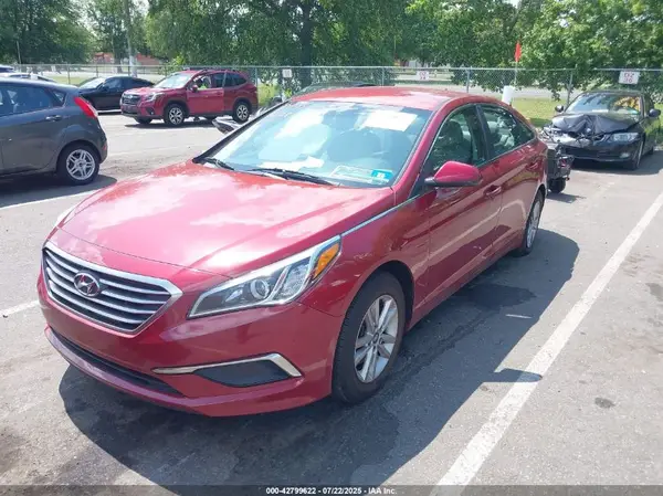 5NPE24AF4GH339271 2016 HYUNDAI SONATA - Image 2