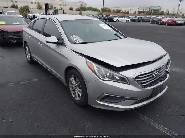 5NPE24AF4GH342140 2016 HYUNDAI SONATA - Image 1