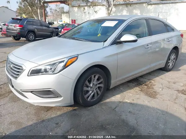 5NPE24AF4GH343367 2016 HYUNDAI SONATA - Image 2