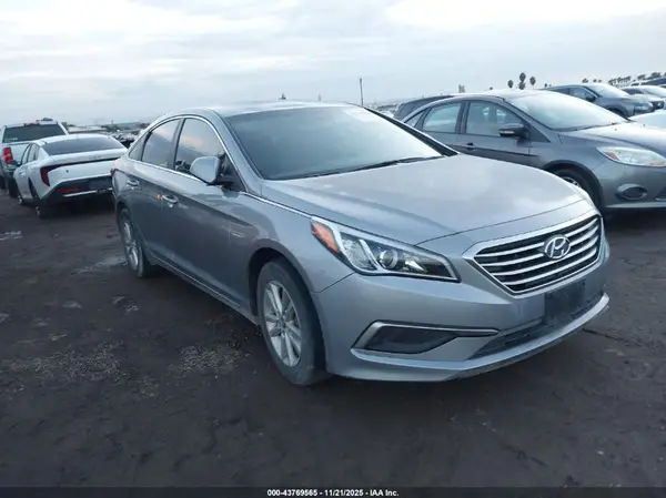 5NPE24AF4GH346138 2016 HYUNDAI SONATA - Image 1