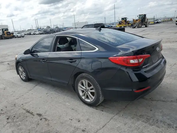 5NPE24AF4GH351677 2016 HYUNDAI SONATA - Image 2