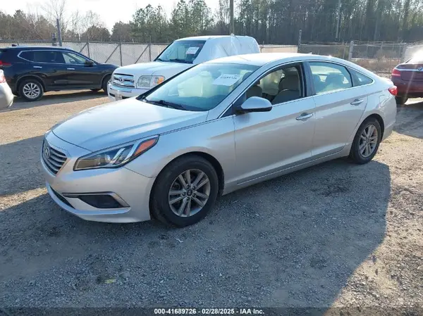5NPE24AF4GH352926 2016 HYUNDAI SONATA - Image 2