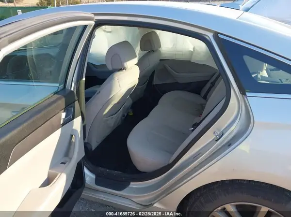 5NPE24AF4GH352926 2016 HYUNDAI SONATA - Image 8