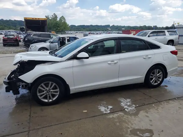 5NPE24AF4GH354529 2016 HYUNDAI SONATA - Image 1