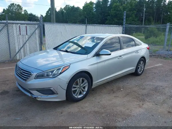 5NPE24AF4GH354773 2016 HYUNDAI SONATA - Image 2