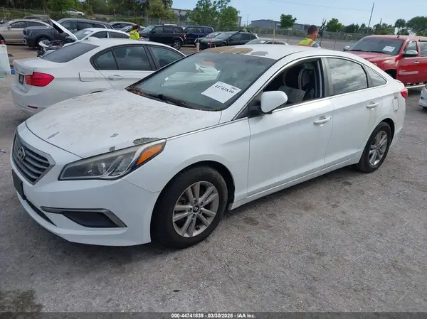 5NPE24AF4GH356555 2016 HYUNDAI SONATA - Image 2