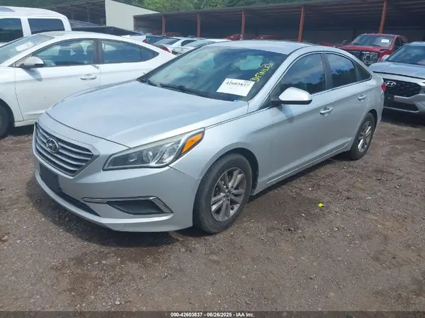 5NPE24AF4GH359245 2016 HYUNDAI SONATA - Image 2