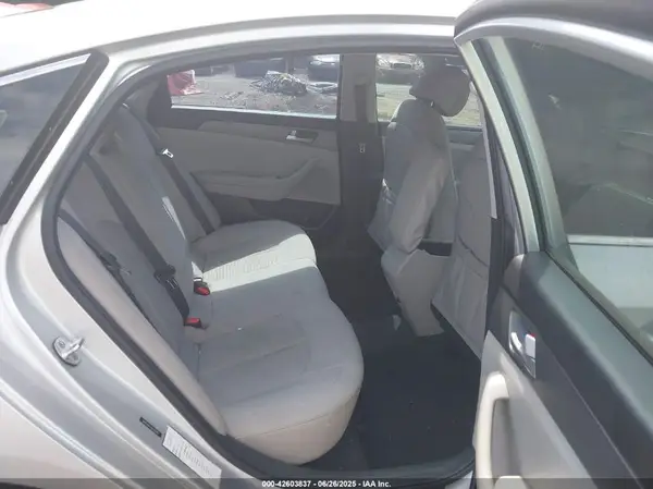 5NPE24AF4GH359245 2016 HYUNDAI SONATA - Image 8