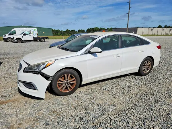 5NPE24AF4GH359388 2016 HYUNDAI SONATA - Image 1
